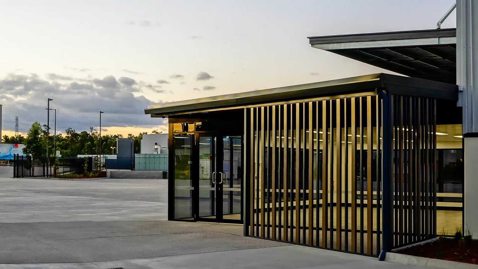 Finished entry pod at Seeana Place Heathwood at dusk